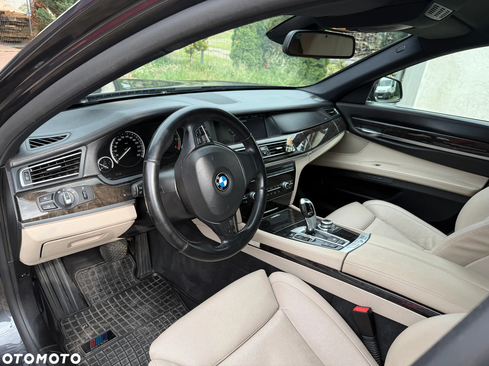 BMW Seria 7 740d xDrive - 11
