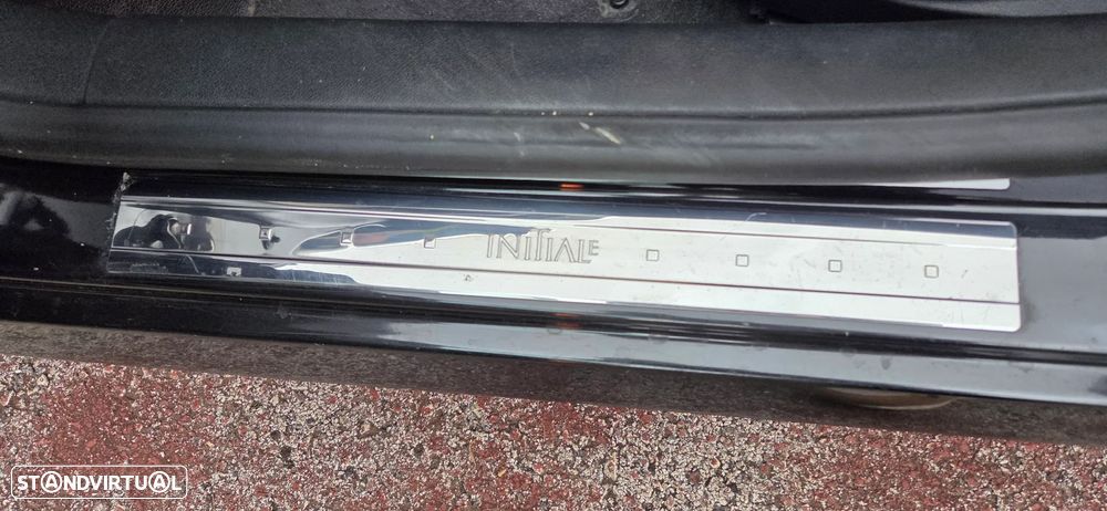 Renault Laguna 2.0 dCi Initiale Aut. - 36