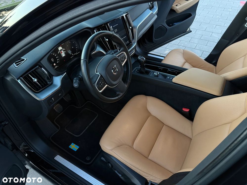 Volvo XC 60 D3 Momentum - 23