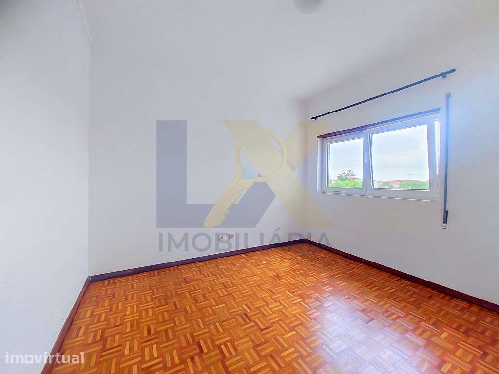 Casa Andar de Moradia T2 com Quintal e Anexo na Gafanha da Nazaré - Grande imagem: 5/15