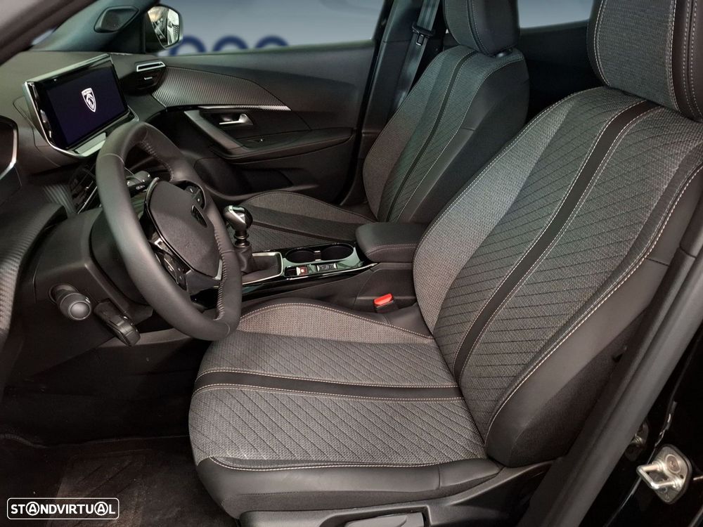 Peugeot 2008 1.2 PureTech Allure - 9