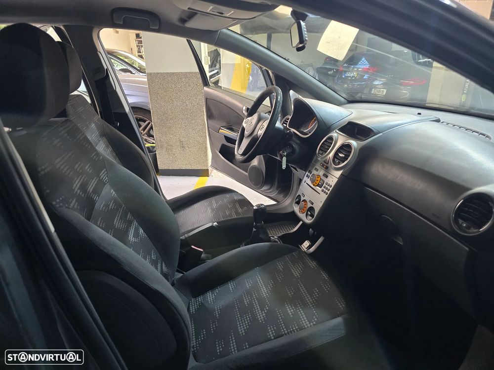 Opel Corsa 1.2 Enjoy - 10