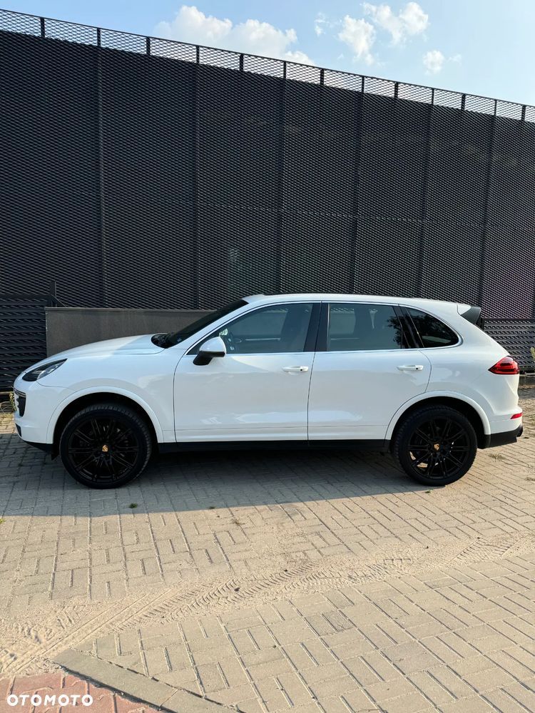 Porsche Cayenne Diesel Platinum Edition - 3