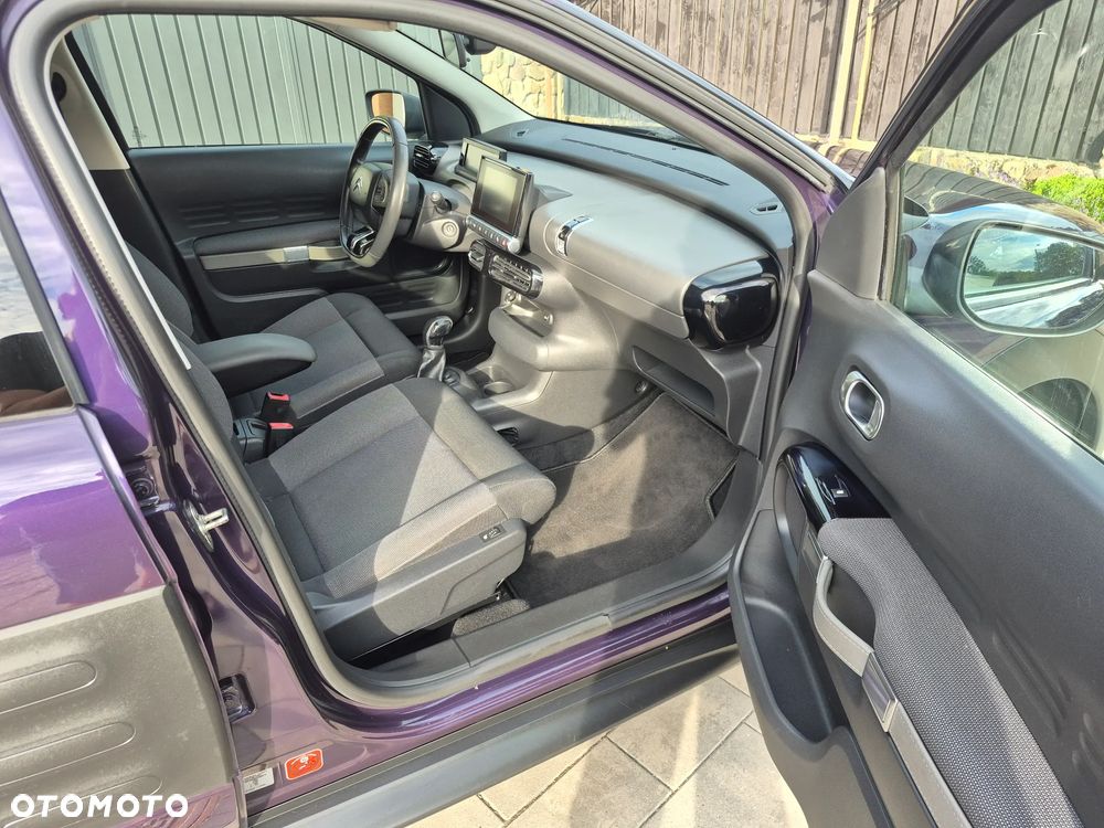 Citroën C4 Cactus 1.2 PureTech Shine Edition S&S - 28