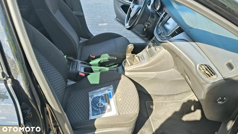 Opel Astra 1.4 Turbo Dynamic - 14