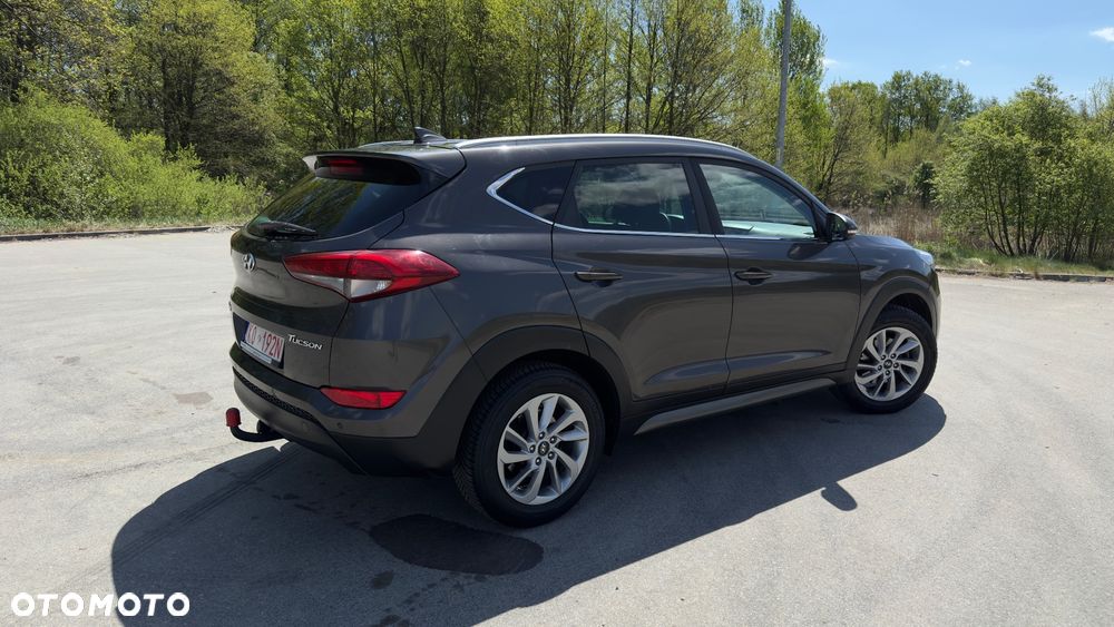 Hyundai Tucson blue 1.7 CRDi 2WD Style - 37