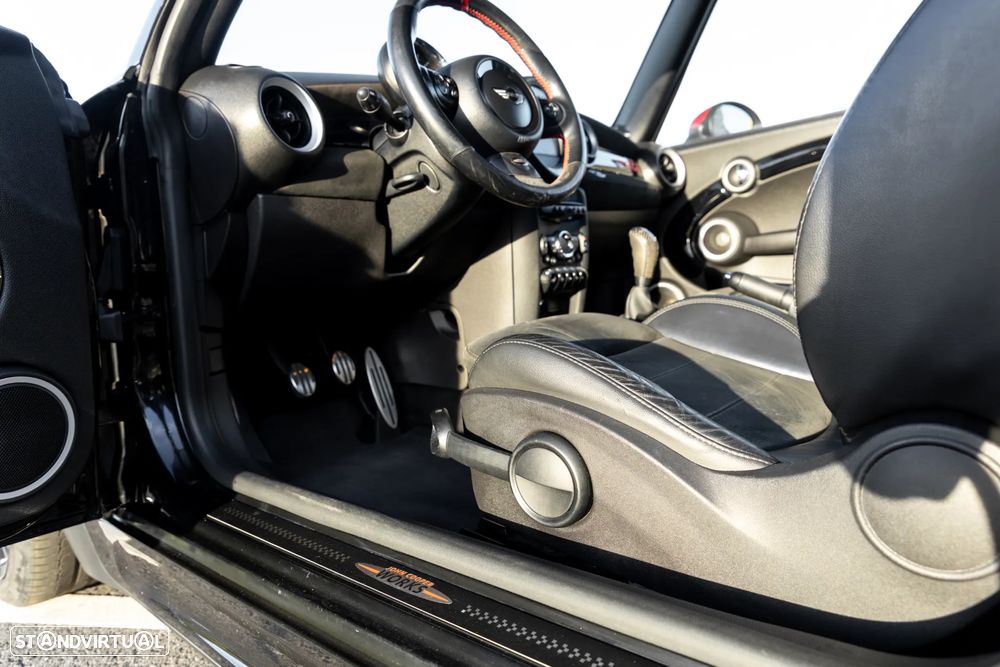 MINI 3 Portas John Cooper Works - 45