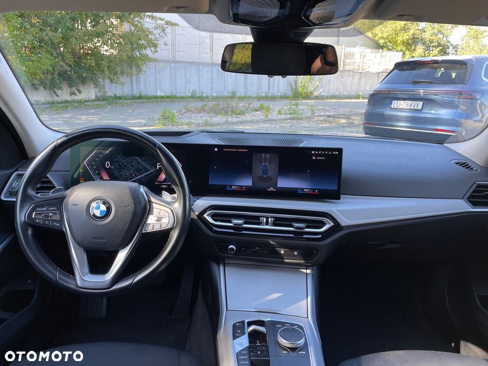 BMW Seria 3 320i Advantage sport - 20