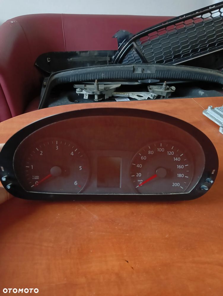 LICZNIK ZEGARY HVW9069004300 SPRINTER 906 VW CRAFTER - 1