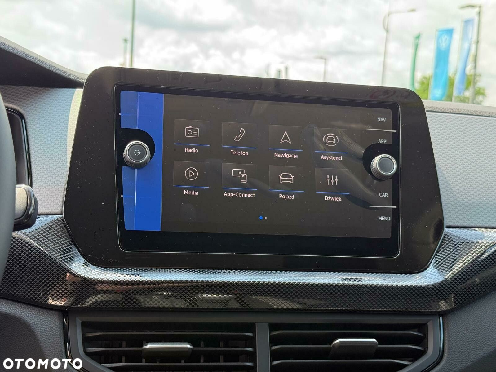 Volkswagen T-Cross - 16