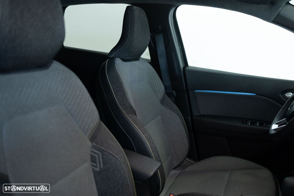 Renault Captur 1.6 E-Tech Full Hybrid Techno - 42