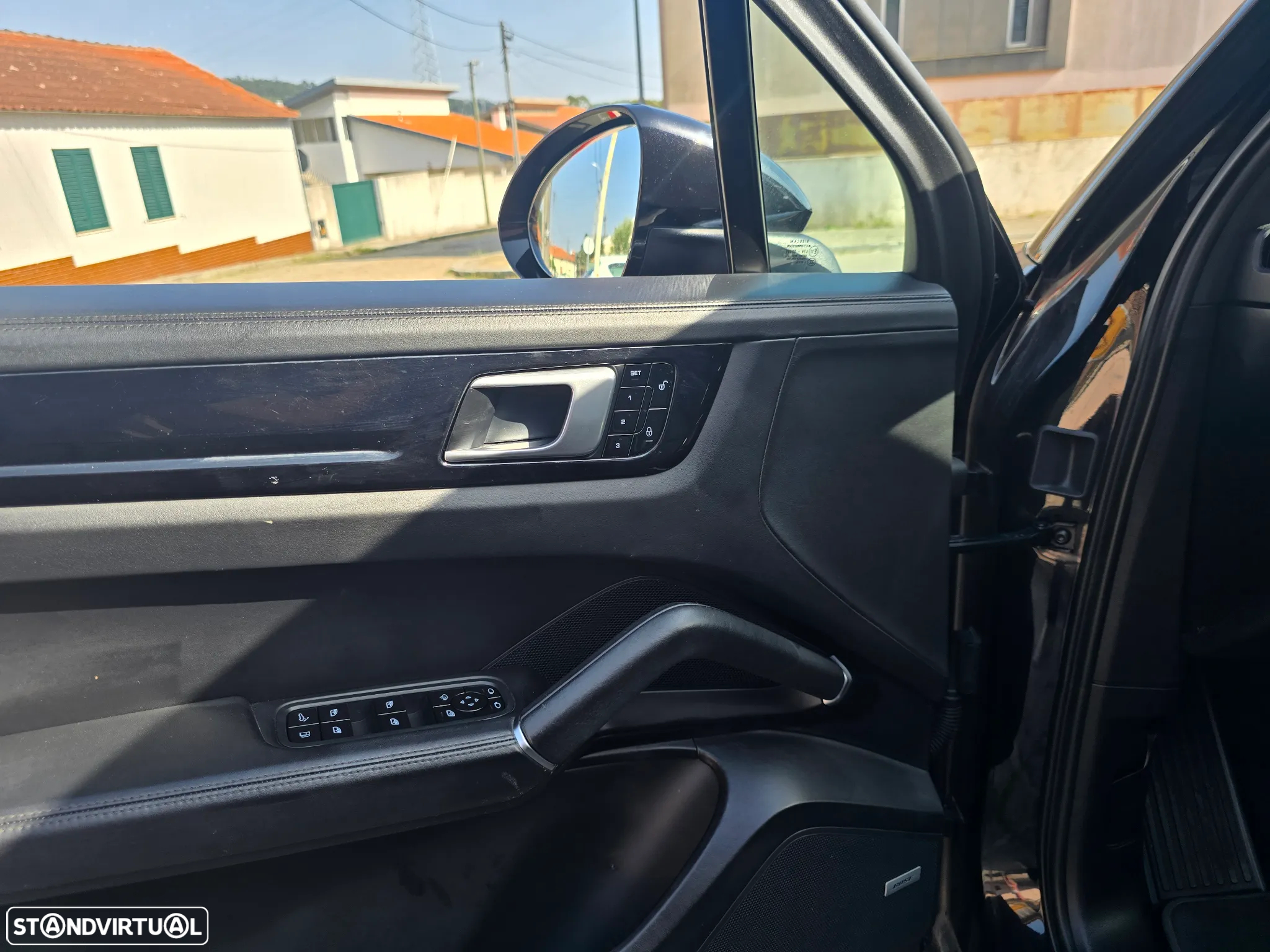 Porsche Cayenne - 19