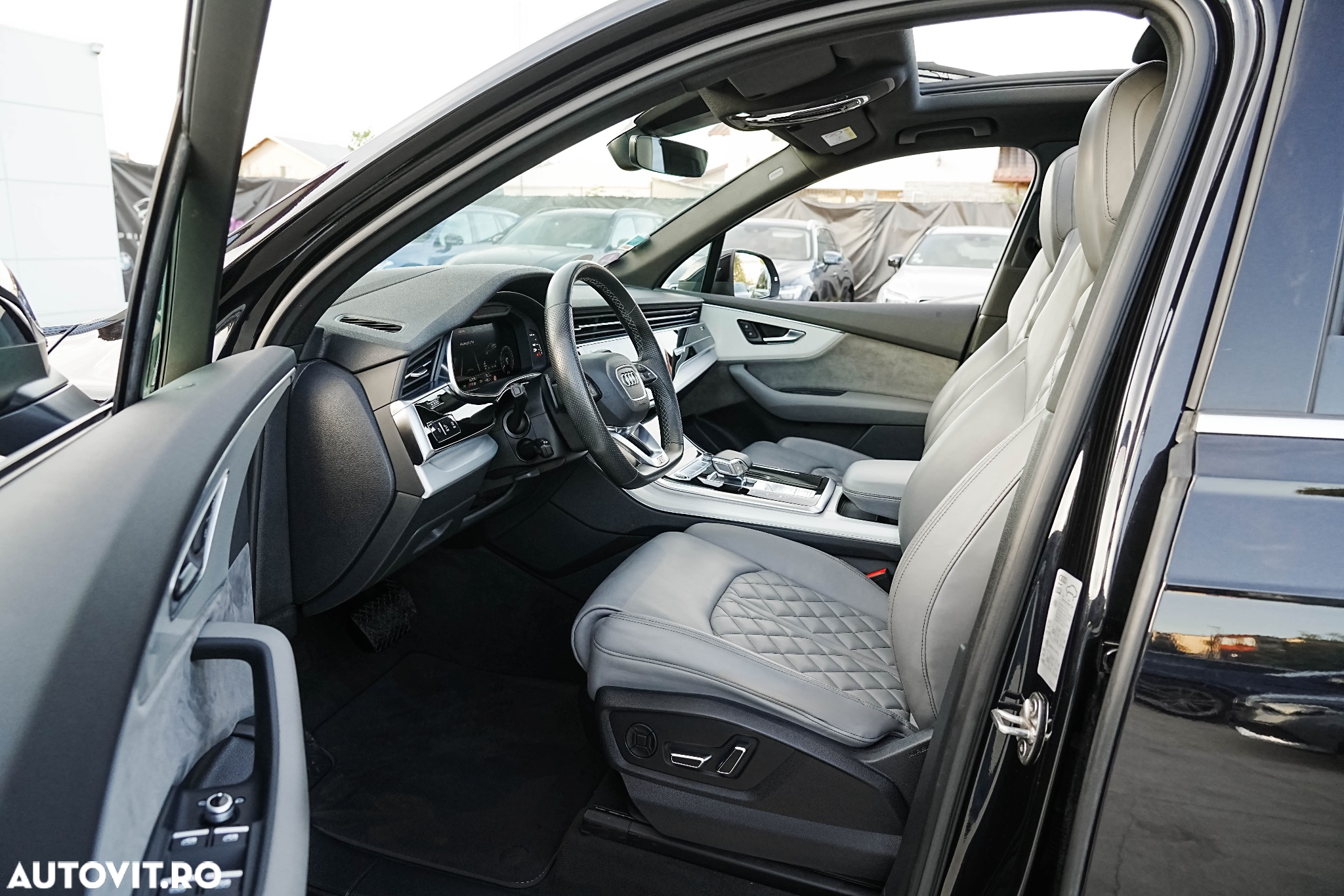 Audi Q7 3.0 55 TFSIe quattro Tiptronic S Line - 8