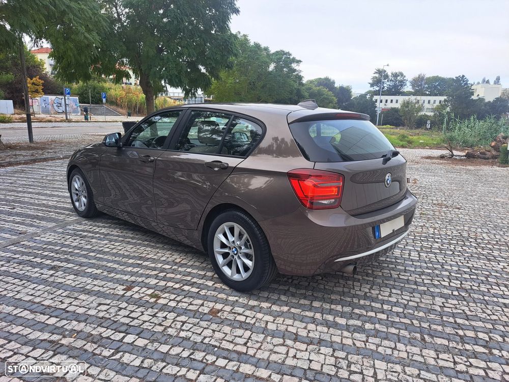 BMW 116 d EDynamics Line Urban - 14
