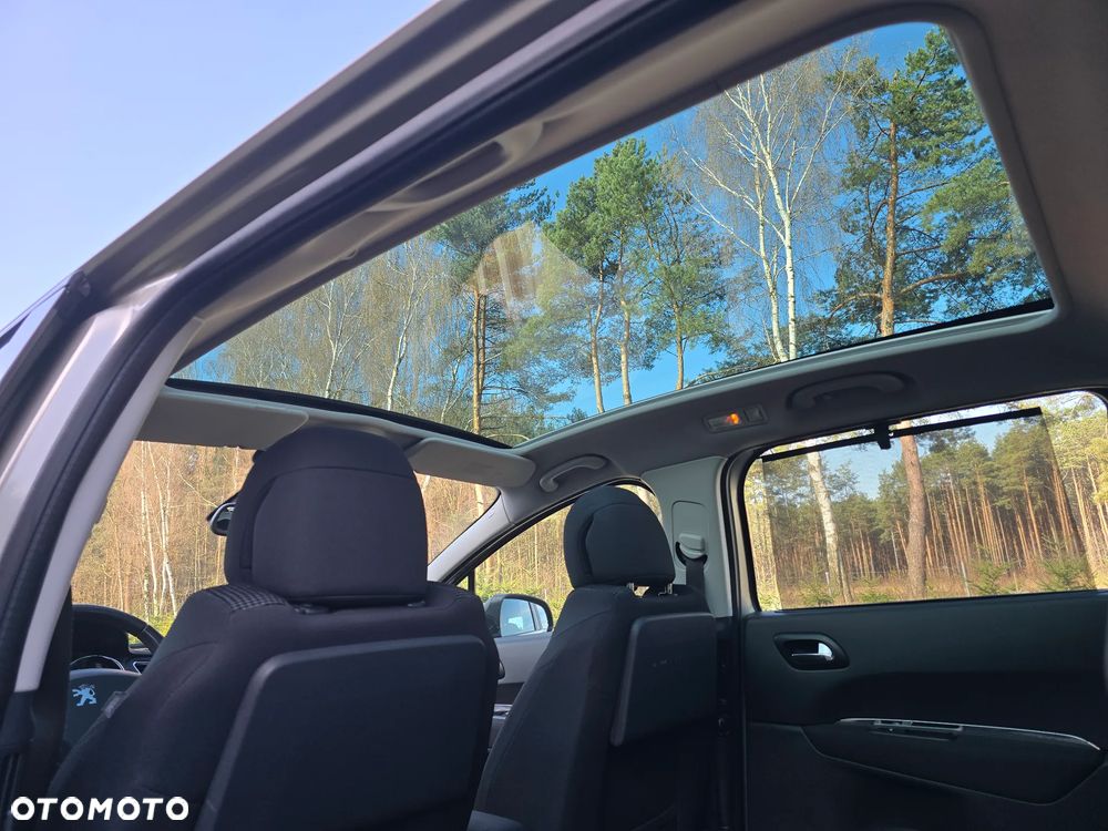 Peugeot 5008 - 25