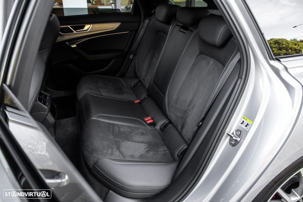 Audi A6 Avant 55 TFSI e quattro S tronic S line - 30