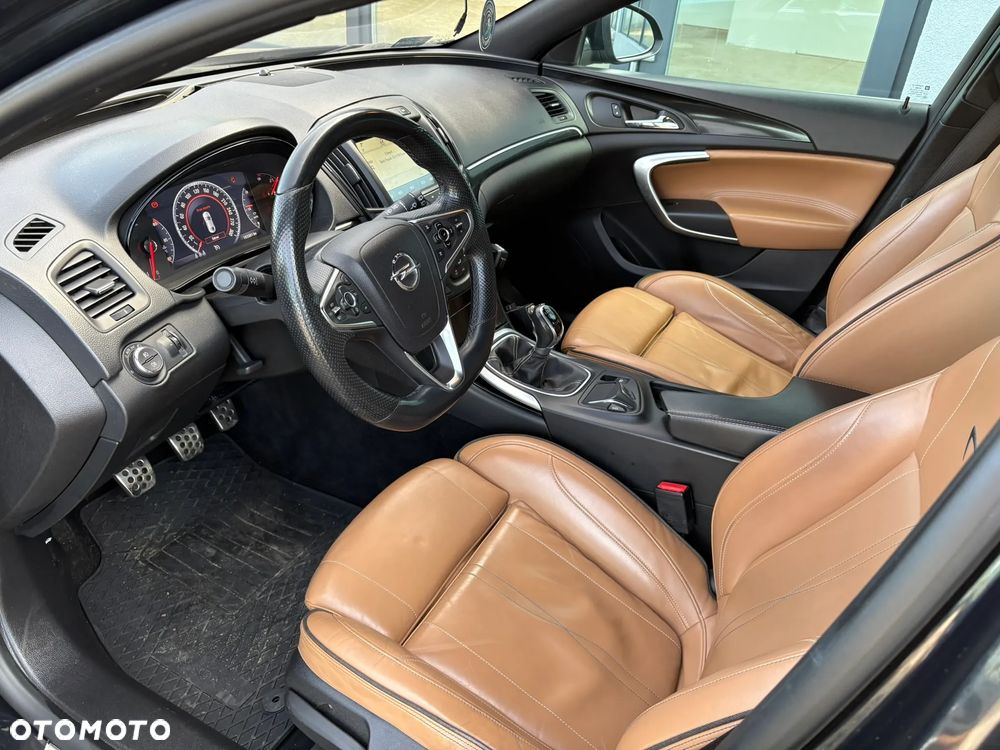 Opel Insignia 2.0 T Cosmo 4x4 S&S EU6 - 9