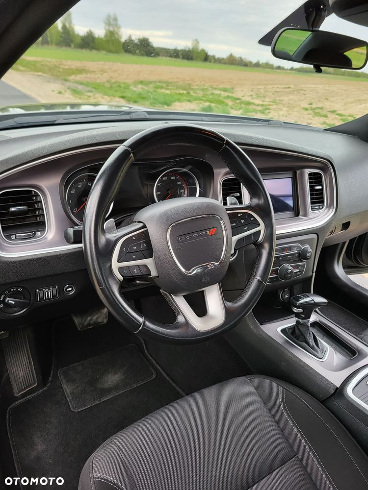 Dodge Charger 3.6 GT - 37