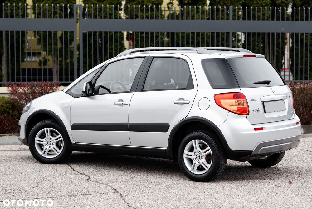 Suzuki SX4 1.6 VVT 4x4 Comfort - 11