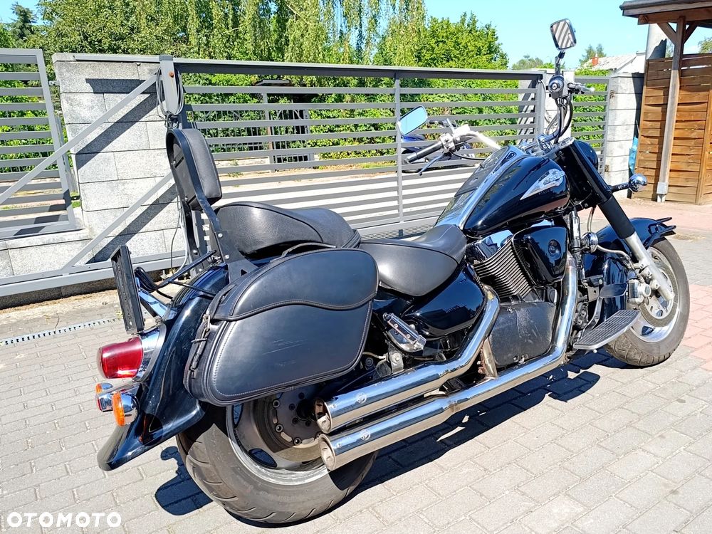 Suzuki Intruder - 8