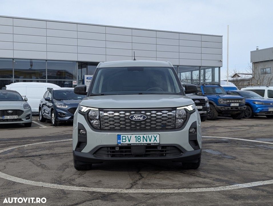 Ford Transit Courier - 2