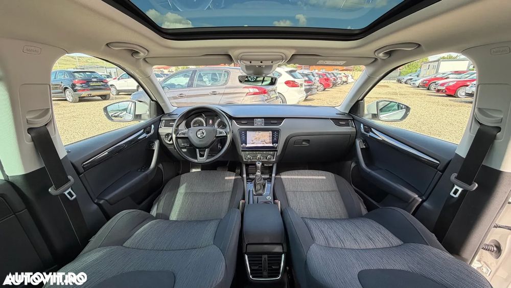 Skoda Octavia 1.6 TDI DSG Premium Edition - 9