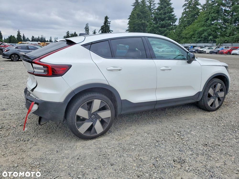 Volvo C40 Recharge Twin Motor Plus - 4