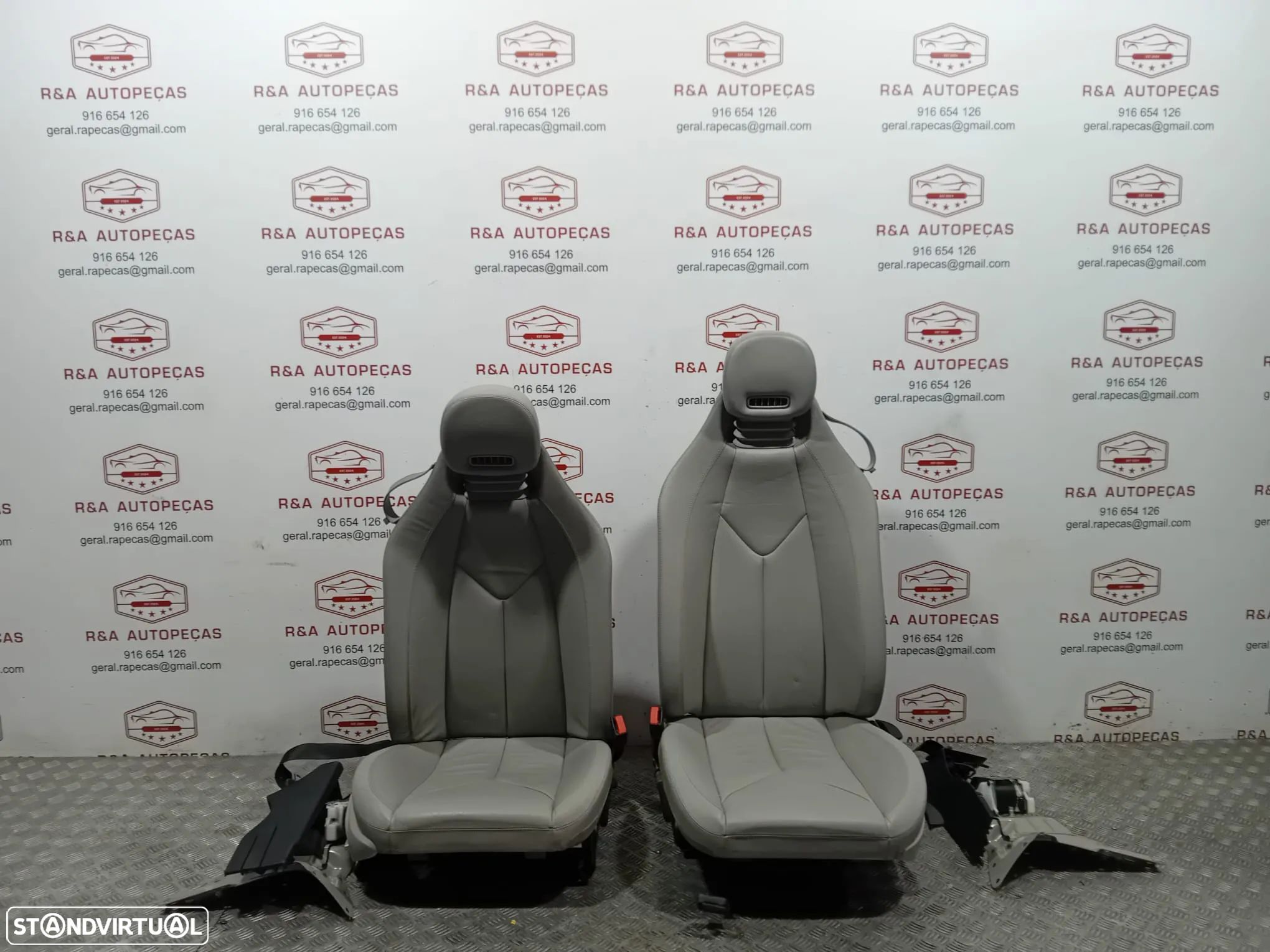 Conjunto de Bancos Mercedes SLK 171 Elétricos em Pele Original - 1
