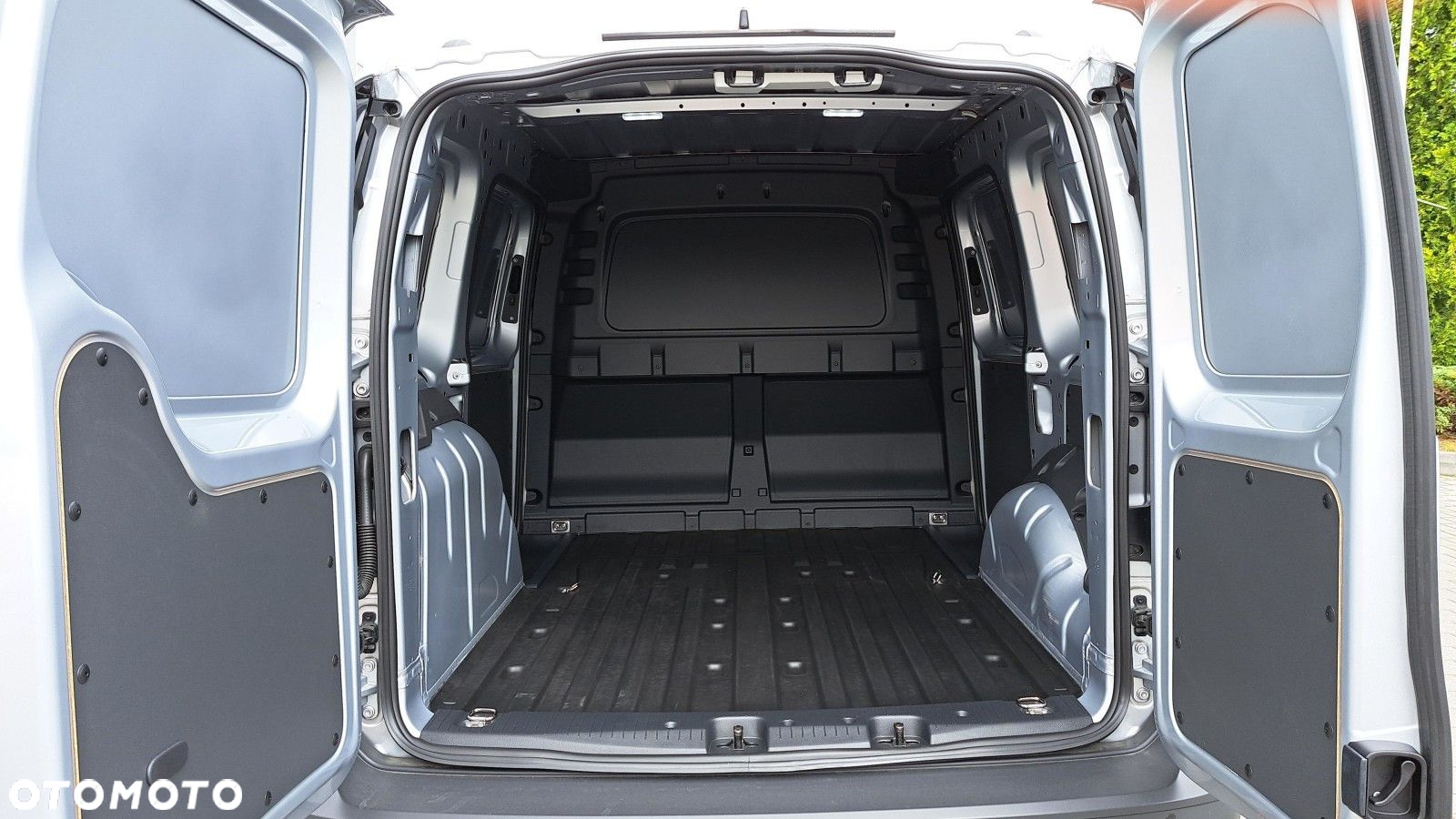 Volkswagen Caddy Cargo - 35
