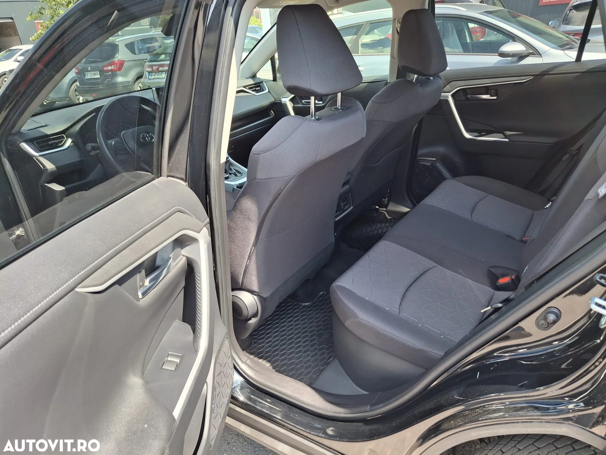 Toyota RAV4 2.5 Hybrid VVT-iE 4x4 Dynamic - 23