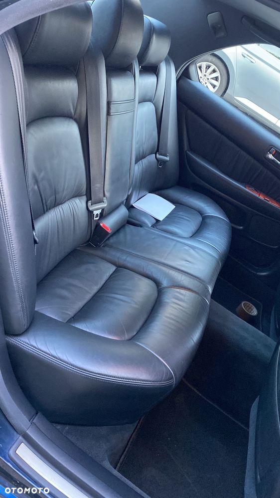 Lexus LS Standard - 10