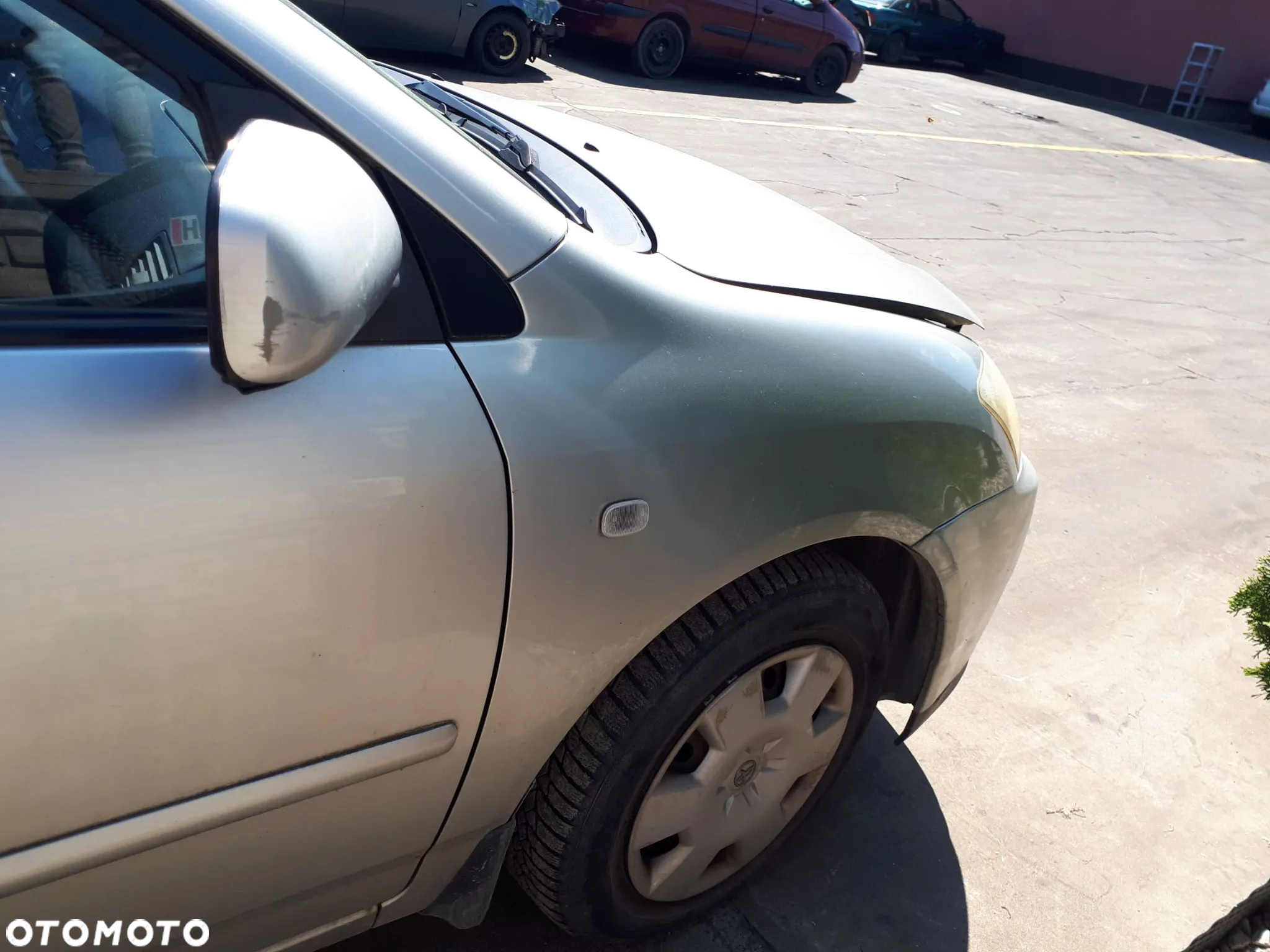 TOYOTA COROLLA E12 LIFT 04-07 LAMPA PRZÓD PRZEDNIA PRAWA LEWA - 16