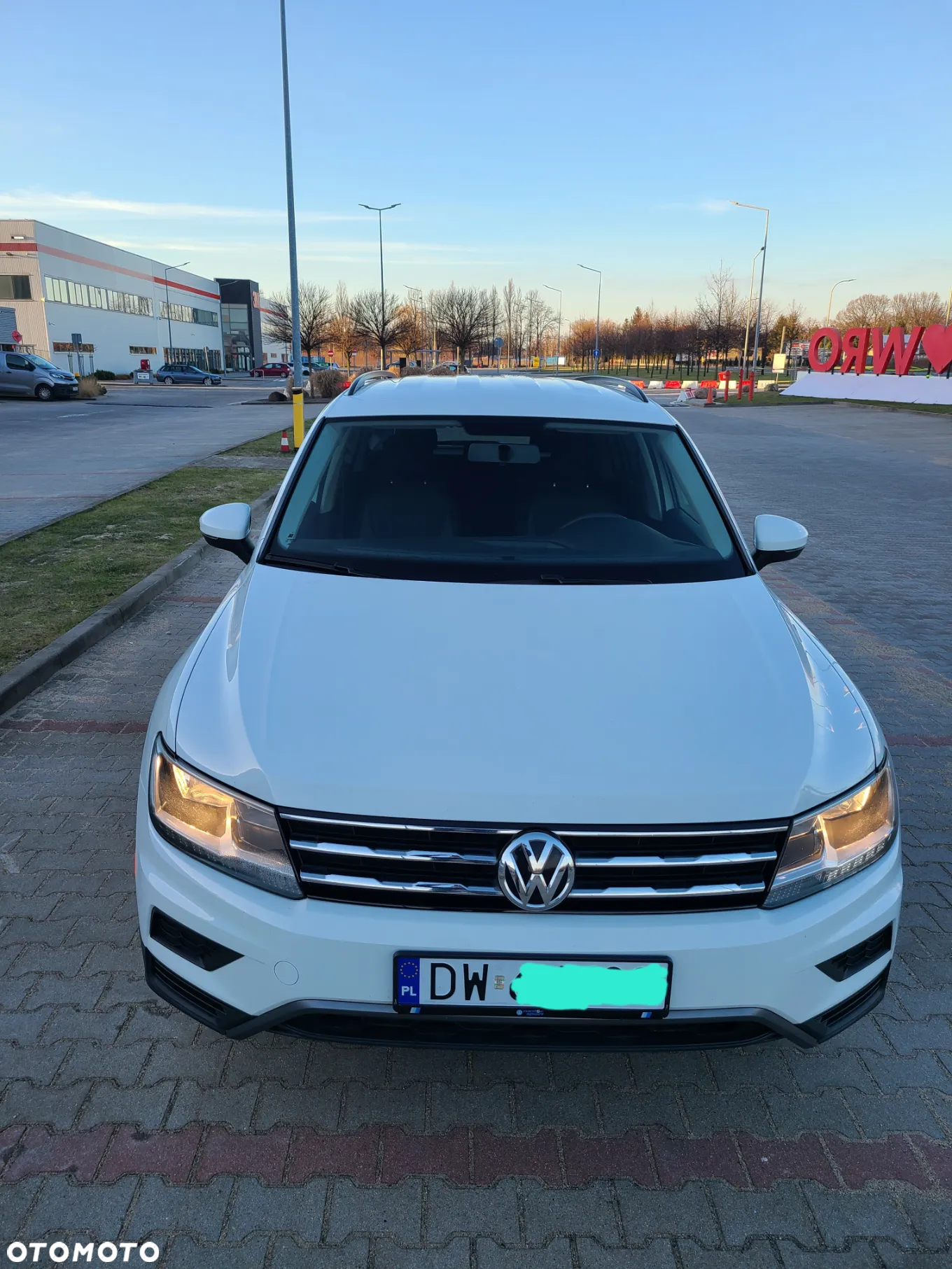 Volkswagen Tiguan 2.0 TSI 4Mot Comfortline DSG - 2