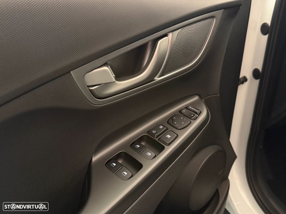 Hyundai Kauai Premium - 26