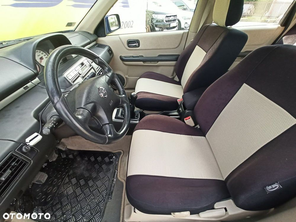 Nissan X-Trail 2.0 4x4 Comfort - 11