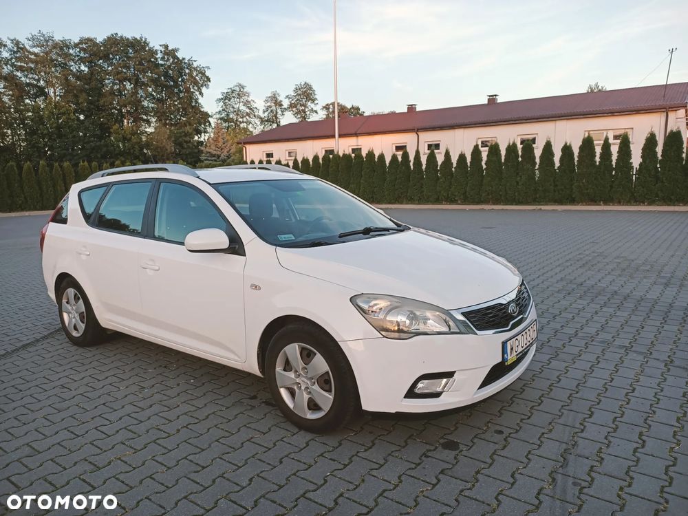 Kia Ceed - 2