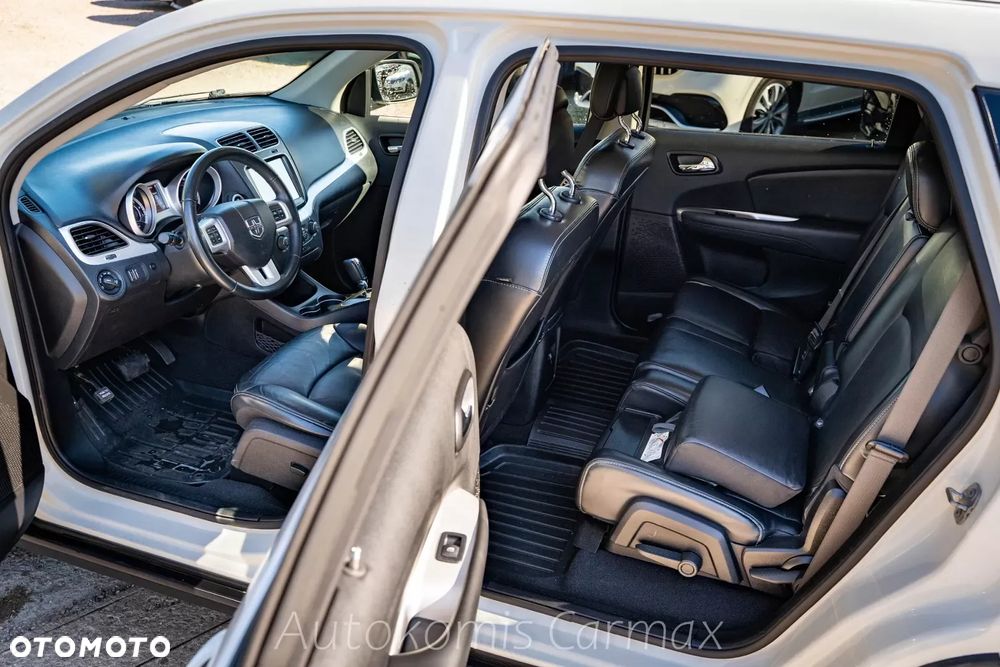 Dodge Journey - 8