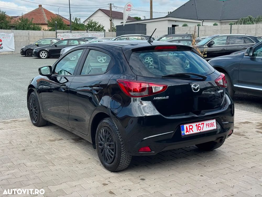 Mazda 2 - 6