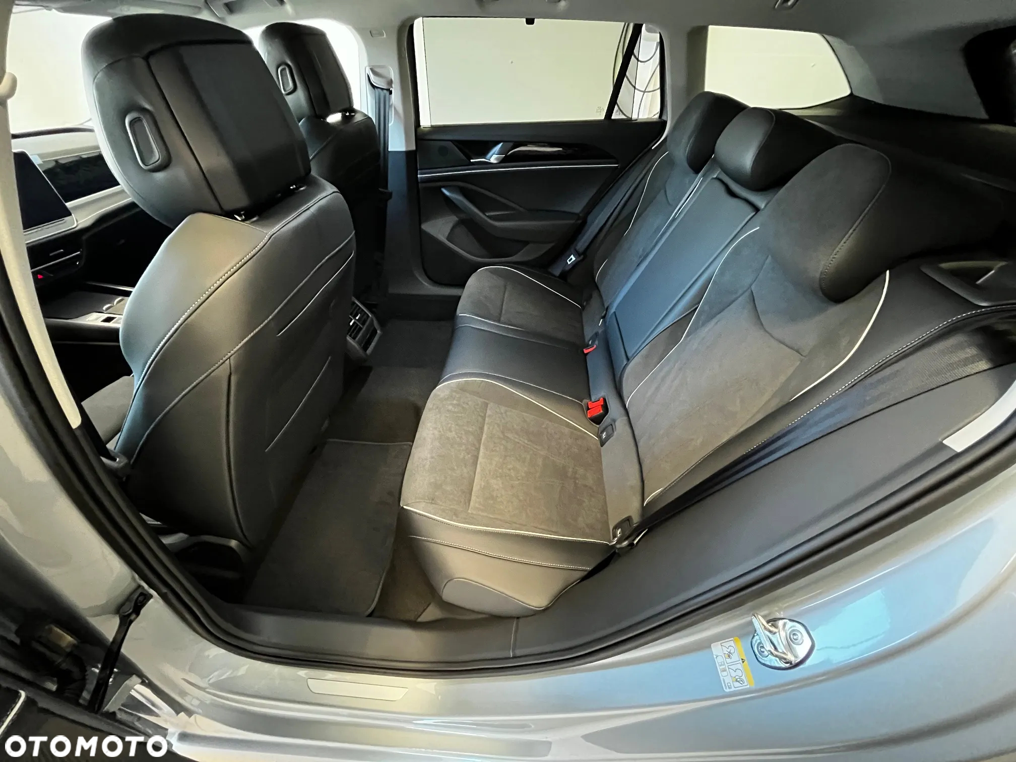 Volkswagen Passat 1.5 TSI EVO Elegance DSG - 6