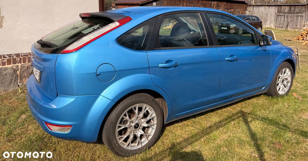 Ford Focus 1.6 Ambiente EU5 - 6