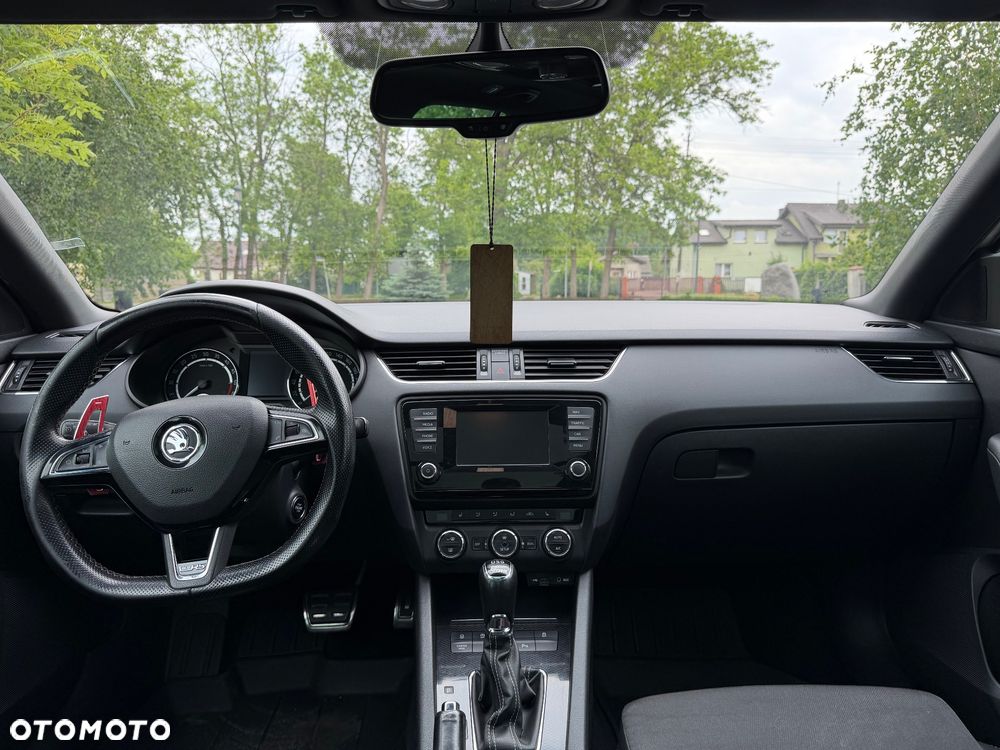 Skoda Octavia 2.0 TDI RS DSG - 19