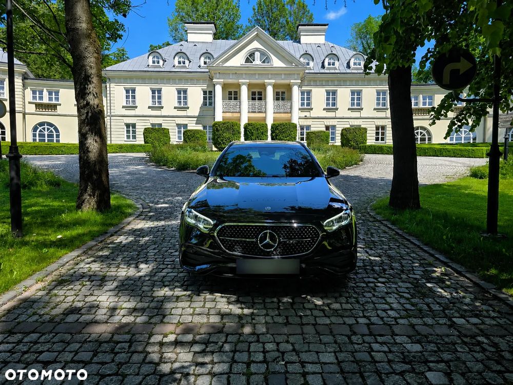Mercedes-Benz Klasa E 220 d 4Matic 9G-TRONIC Edition AMG Line - 1