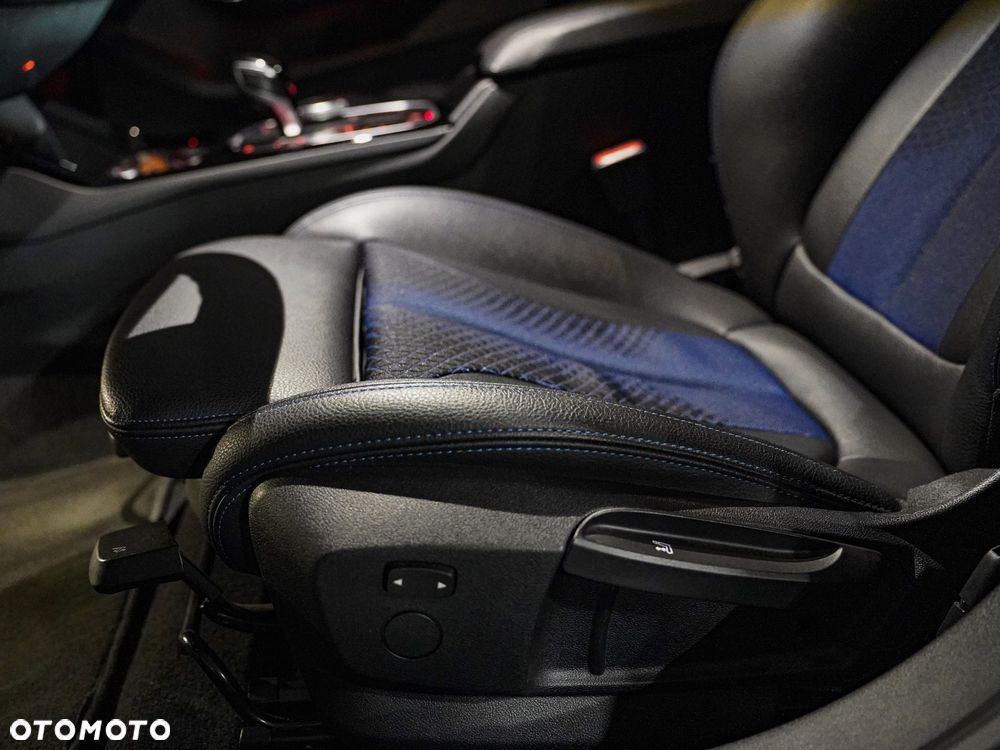 BMW Seria 1 118i M Sport - 5