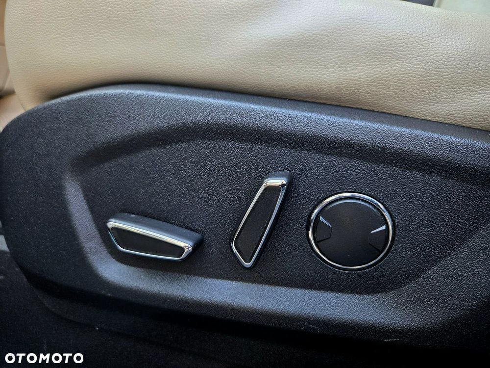 Ford Edge 2.0 TDCi Bi-Turbo 4x4 Titanium - 18