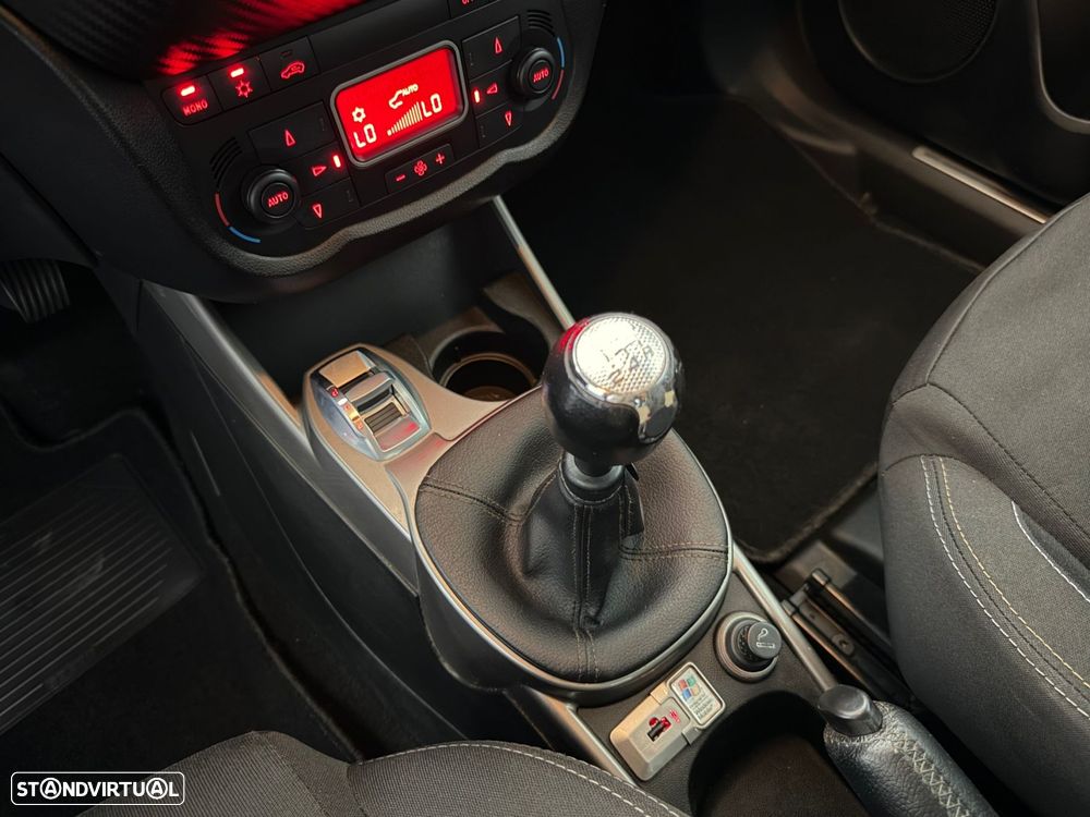 Alfa Romeo MiTo 1.3 JTD Distinctive - 19