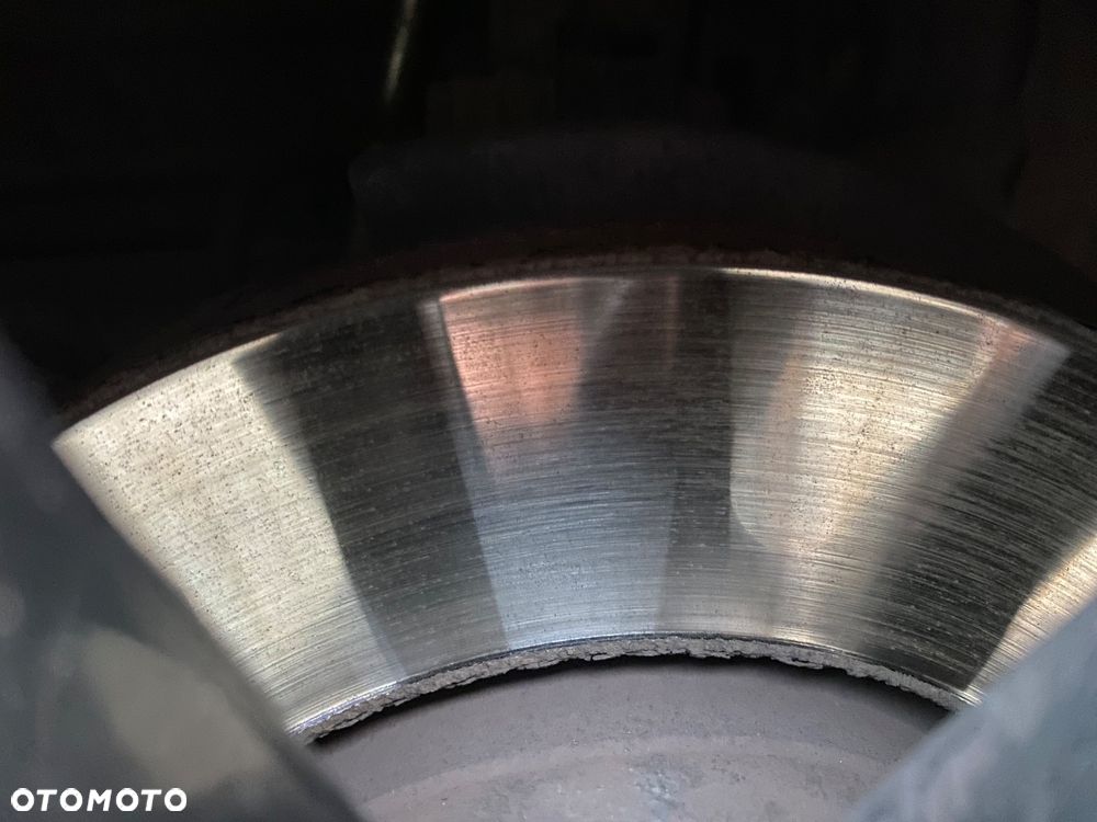 Toyota Corolla 2.0 Hybrid Executive - 10