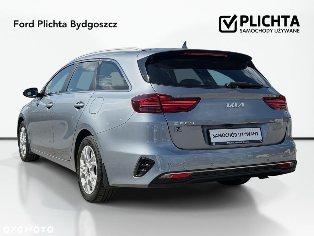 Kia Ceed - 8