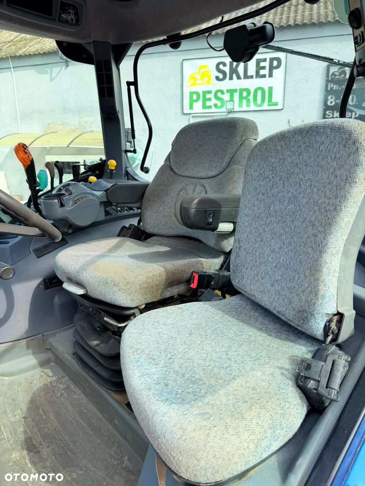 New Holland T7060 - 18