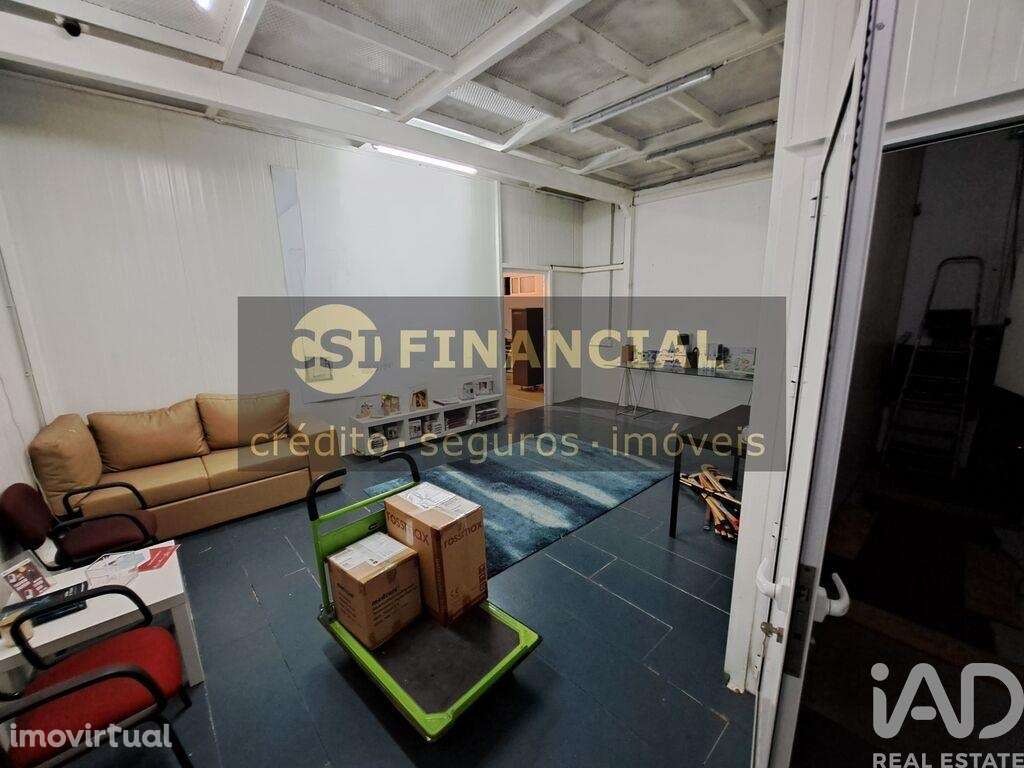 Hangar em Esmoriz de 520,00 m2 - Grande imagem: 2/19