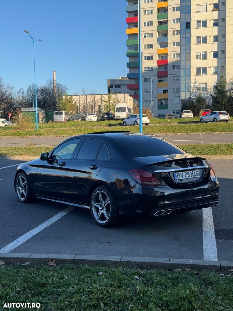 Mercedes-Benz C - 4